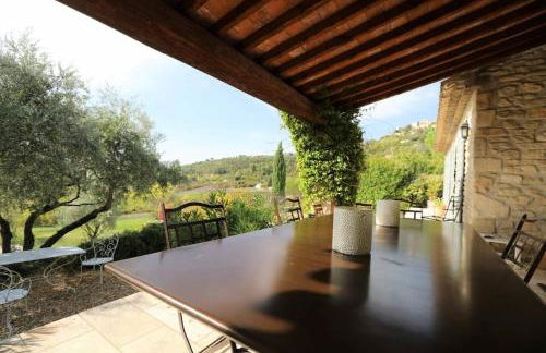In Gordes, facing the entire Luberon Park a beautiful 5 bedrooms house - Photo 30