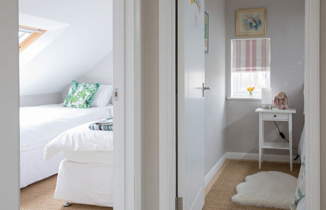 Tranquil Family Retreat 5 min to Beach Garden - Photo 77