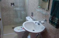 Casa Rosa de Peruíbe - Casa de Temporada 3 dormitórios, 10 hóspedes, piscina, wi-fi, netflix, 800 metros da praia - Photo 24