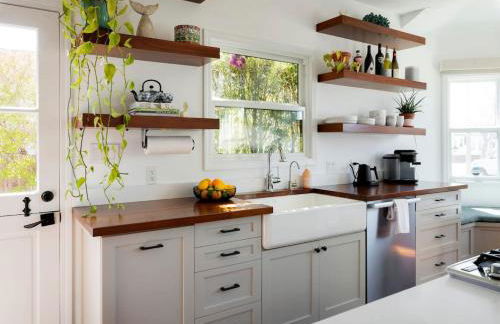 Sun-Drenched Spanish Manor Home in Mar Vista - Foto 21