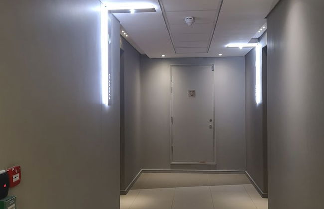 Stunning Apartment in Sandton - Photo 71