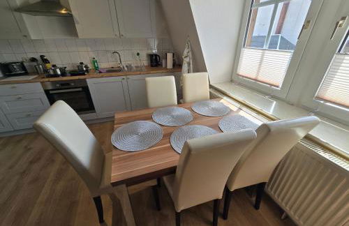 FERIENWOHNUNG 44m2 APARTMENT WOHNUNG im ZITTAUER STADTZENTRUM INNENSTADT INNENRING TOP LAGE MARKT UND RATHAUS NÄHE - Foto 13