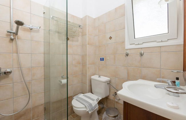 Villa Eleni Agios Stephanos - Foto 20