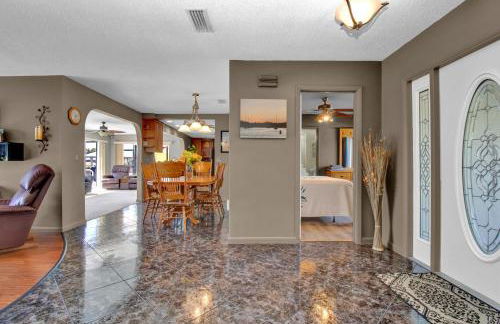 Pet Friendly Canal Front 3-Bedroom Grand Villa with Pool, Linai and Dock - Foto 34