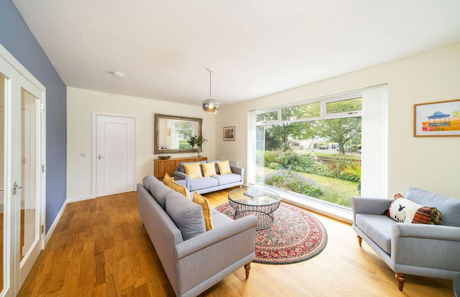 Newhall Gardens - Botanical Bliss - Foto 2