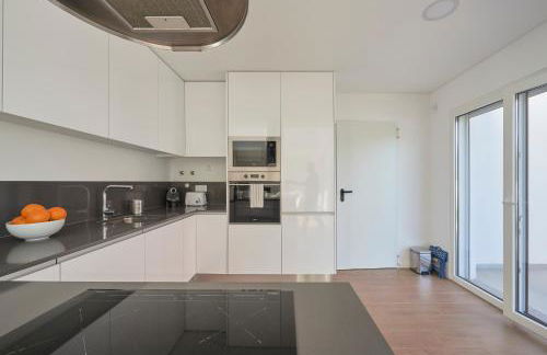 Aroeira Villa w/ Pool near Beach, By TimeCooler - Foto 41