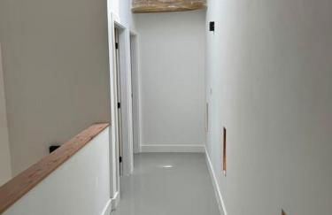 The Hayloft, Modern 4 Bed, 8 person, Barn Conversion in a Rural Location with Great Access & Hot Tub - Foto 26