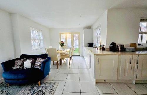 Modern 3-Bed plus Office - Walk to Bicester Village - Foto 23