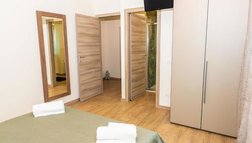 Casa Vacanza Dany in Franciacorta Vista Vigneti - Foto 4, towels, wardrobe