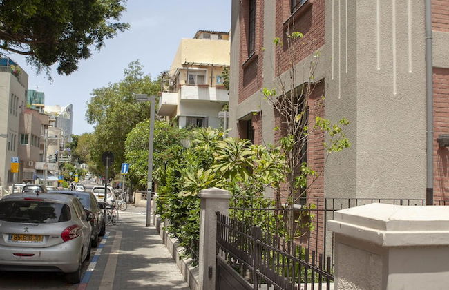 Pastoral at the heart of Rothchild Blv. - Foto 22