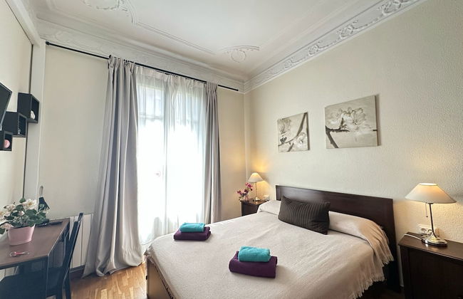 Rooms Aribau - Photo 17