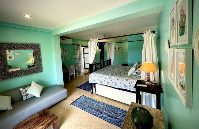 Casa Riverside- 5BHK Luxuty Pool Villa - Photo 15