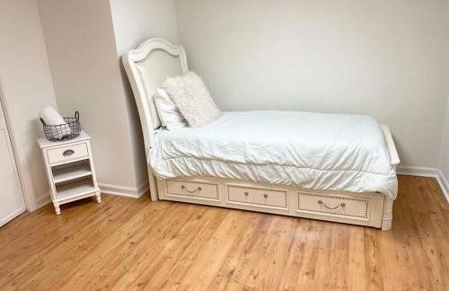 Colonial Stay- 7 BR-up to 14 Guests - Foto 25