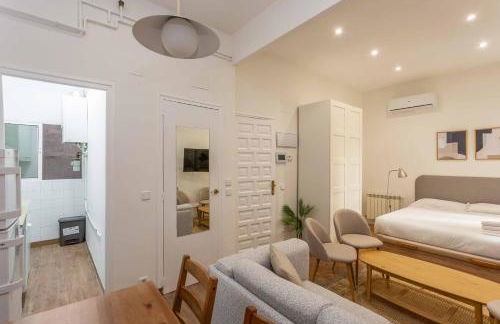 Urban Nest Retreat - Photo 14