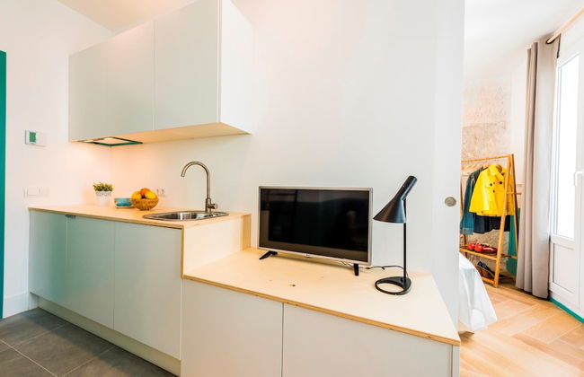 Be Mate Gran Vía Suites - Photo 43