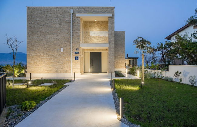 Beachfront Villa Grey Martini with Pool - Foto 52