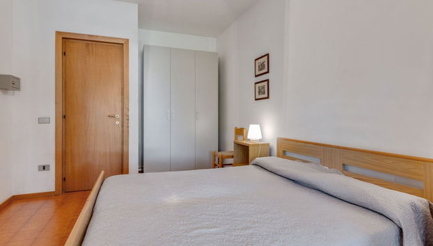 Comfortable Apartment in Garda With Swimming Pool - Foto 2, Habitación