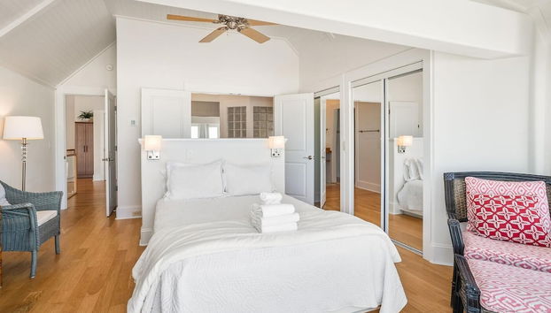 Lavish Two-story Oceanfront Home w/ Huge Deck, Wifi, & Incredible Views - Foto 4, Habitación