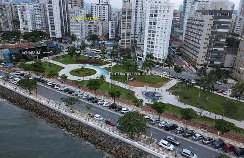 Ponta da Praia amplo 3dorm 3ban frente ao mar - Foto 32