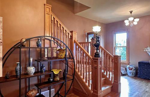 Luxury Bayfront Oasis with Private Beach Access, Near Tulalip Casino and Outlets! - Foto 8