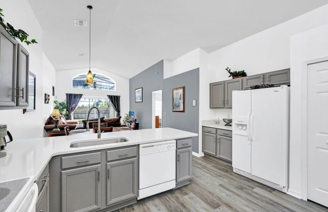 Blue Spa Private Pool Home With Game Room! 4 Bedroom Villa - Foto 10