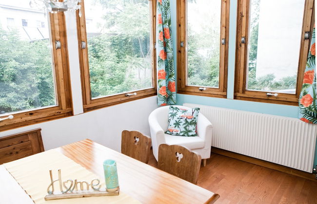 Marthas Veranda Apartment - Photo 1