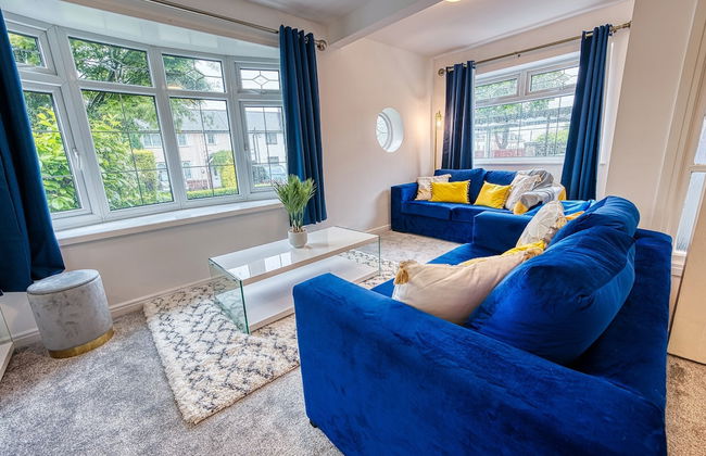 Modern 3 Bedroom 2 Bath Hse with Parking - Foto 17