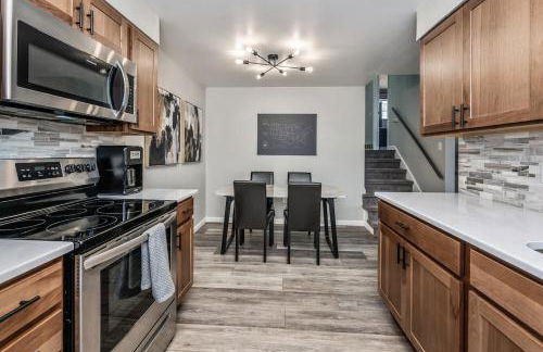 Colorado home near Red Rocks w fenced yard - Foto 6