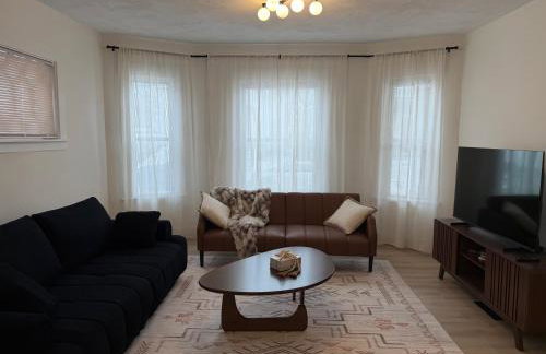 Modern 2BR Getaway Near Revere Beach - Foto 35