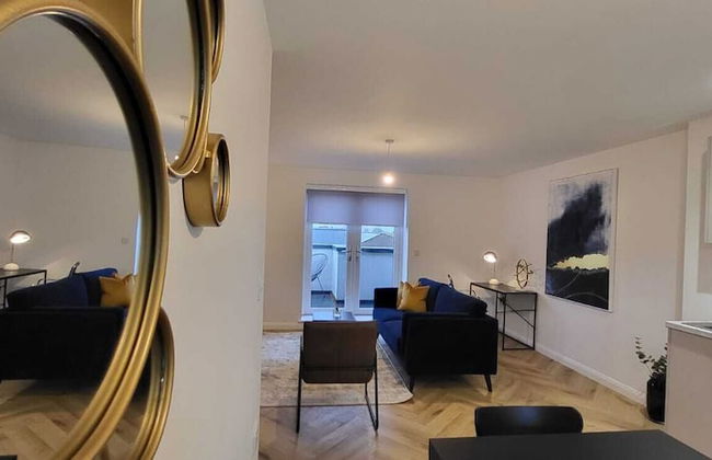 Hybrid Resi - Mitcham - Foto 29