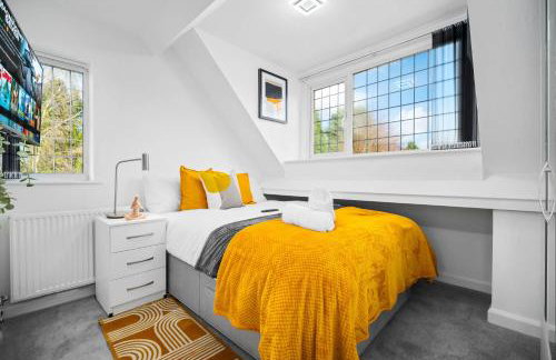 Charming Harvington Cottage - Hot Tub, Pet Friendly, Sleeps 11 - Foto 3