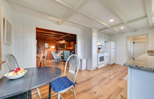 Cozy Harbor Springs Vacation Rental, 13 Mi to Town - Foto 8