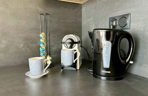 Cozy Apartment 4p Tram at doorstep - Foto 8