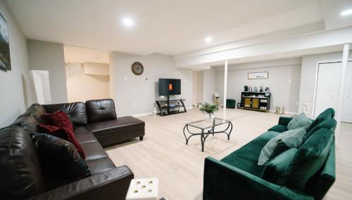 Spacious 10BR 5BA Free Parking Minutes to DC with Pool - Foto 4