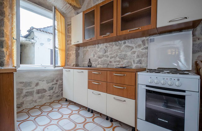 Apartment Four tower - Photo 26