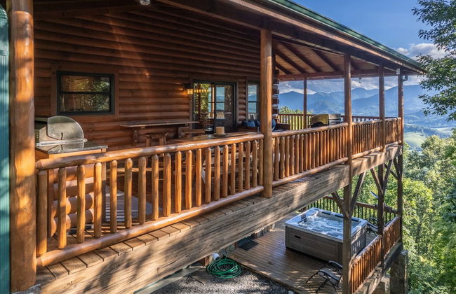 Luxury 4200 Sqft Log Cabin on 50 Acres Sleeps 16 - Foto 27