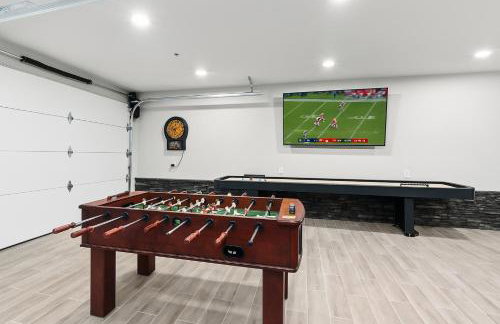 The White House Coveted Triplex Near Lake - Foto 60