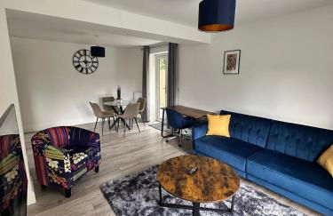 Contemporary Comfort 2-Bedroom 2 bath Home - Foto 1