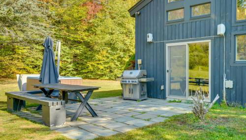 Stratton Shuttle Access! Vermont Mountain Hideaway - Photo 3