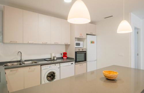 Spacious & Clean Apartment in Quiet Area - Photo 12