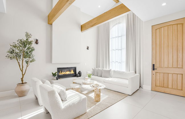 Villa Camellia - Charming 5 BR Home in the Heart of Studio City - Photo 23