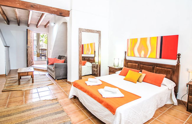 5 bedroom House in Maria de la Salut with private pool and garden - Photo 20