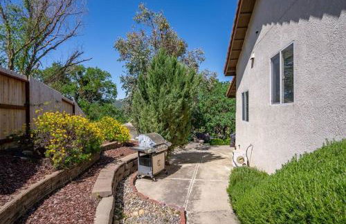 Manzanita Manor-Whimsical art & near downtown - Foto 11