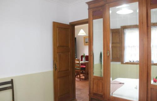 Cottage in Santa Comba with Pool - Photo 17