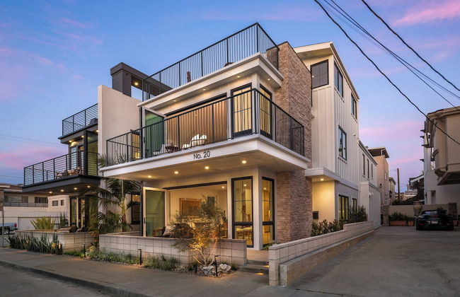 Beach Paradise Stunning 3-story in Long Beach! - Foto 1