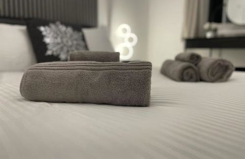 Modern 3 Bedroom high spec house in Sheffield - Photo 24