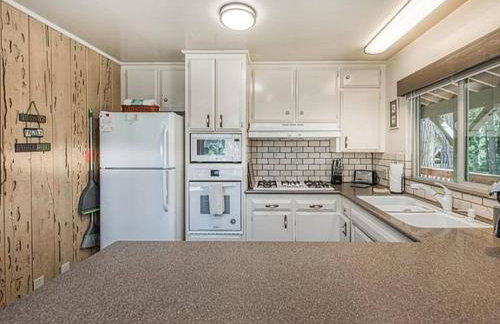 Elderberry Bluejay Location Goals Tub Time - Photo 16
