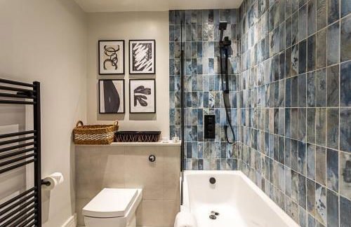 Stunning Modern Apartment in the Heart of Holborn - Photo 30