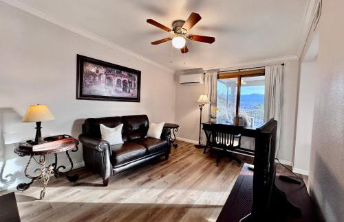 Quiet Comfort Suite 2B1B Skyline View - Photo 5