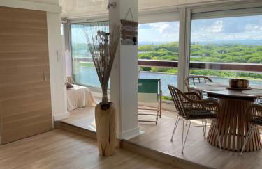 Vue panoramique pour ce grand studio en centre ville - Foto 1